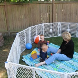 And then for some playtime in the backyard, ably supervized by Grandma Z.